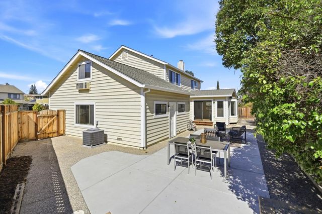 952 Vernie Court, Cupertino, CA 95014