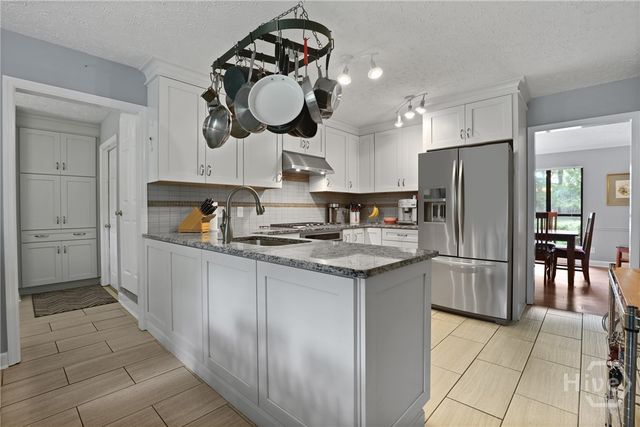 6 Ramsgate Road, Savannah, GA 31419