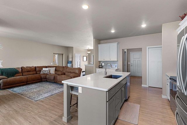 4580 STILLMEADOW CIRCLE, De Pere, WI 54115