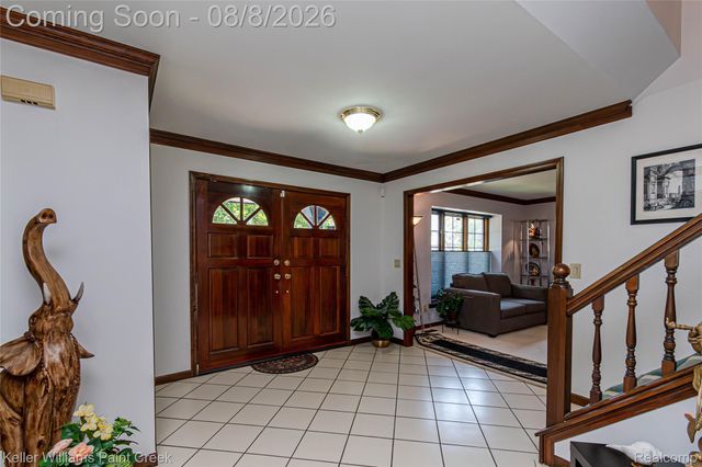 22577 Shadowglen Drive, Farmington Hills, MI 48335