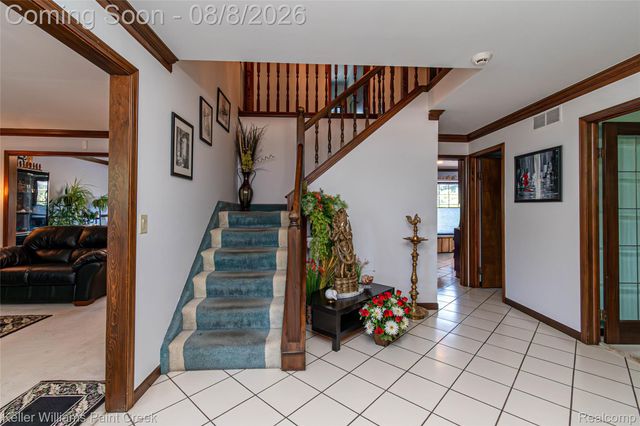 22577 Shadowglen Drive, Farmington Hills, MI 48335