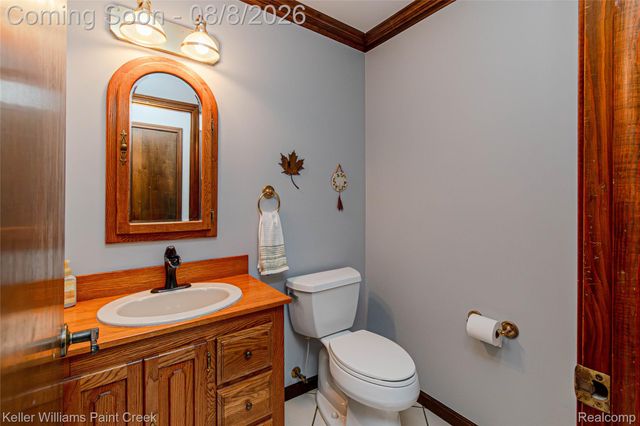 22577 Shadowglen Drive, Farmington Hills, MI 48335