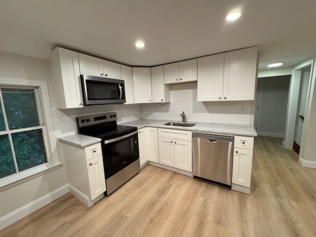 55 Spruce Street 55, Acton, MA 01720