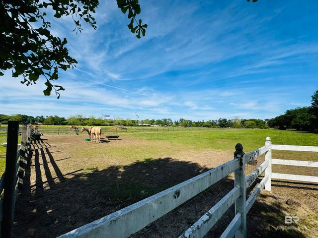 13795 White Road, Silverhill, AL 36576