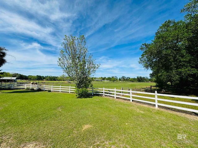 13795 White Road, Silverhill, AL 36576