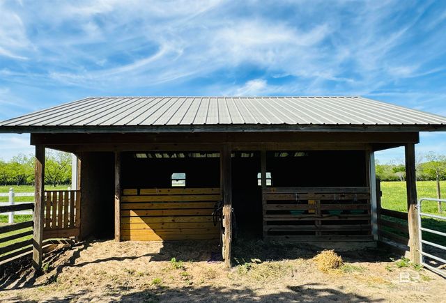 13795 White Road, Silverhill, AL 36576