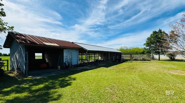 13795 White Road, Silverhill, AL 36576