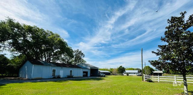 13795 White Road, Silverhill, AL 36576