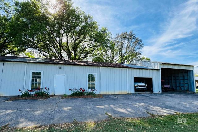13795 White Road, Silverhill, AL 36576