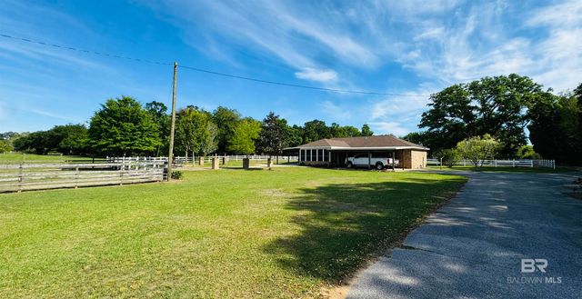 13795 White Road, Silverhill, AL 36576
