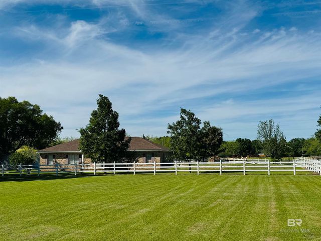 13795 White Road, Silverhill, AL 36576