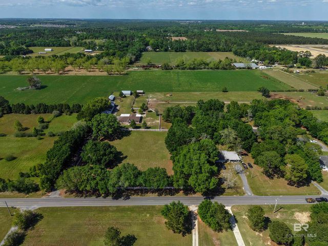 13795 White Road, Silverhill, AL 36576