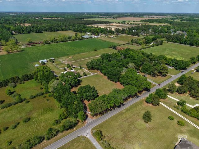 13795 White Road, Silverhill, AL 36576