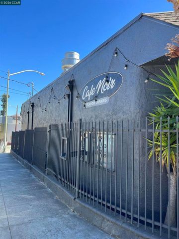 2818 Macarthur Blvd, Oakland, CA 94602