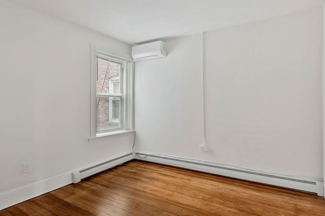 866 Huntington Ave 2, Boston, MA 02115