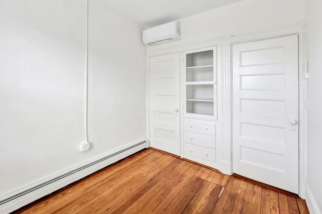 866 Huntington Ave 2, Boston, MA 02115