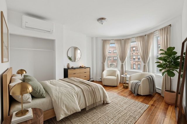 866 Huntington Ave 2, Boston, MA 02115
