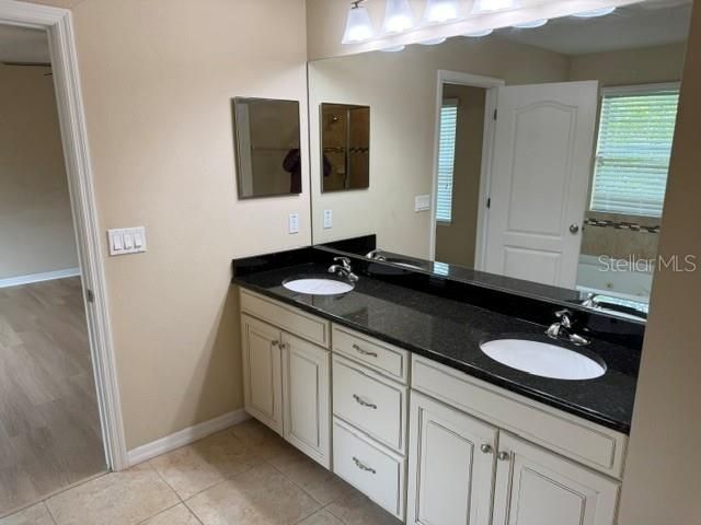 8627 CORINTHIAN WAY, New Port Richey, FL 34654