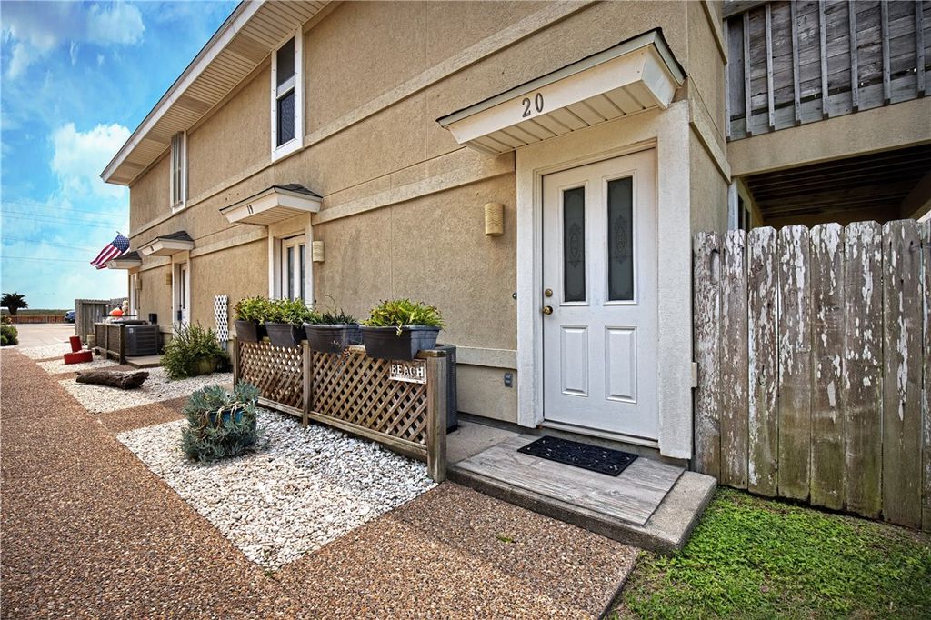 15125 Leeward Dr 20, Corpus Christi, TX 78418 — photo 2