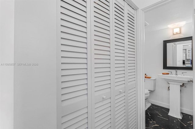 1658 Bay Rd 701, Miami Beach, FL 33139