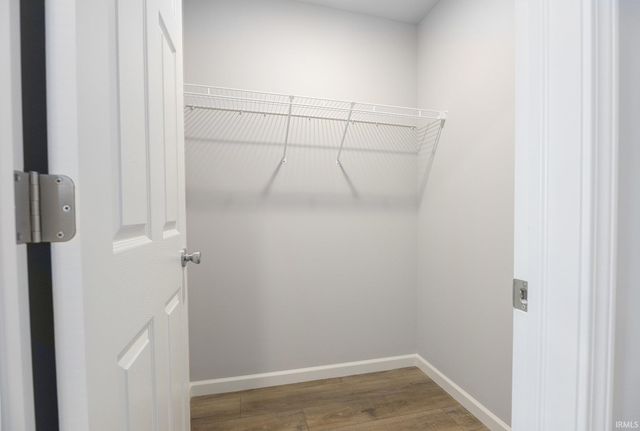 1327 Mackey Drive, South Bend, IN 46614