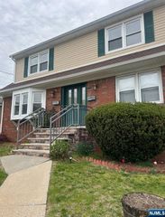 8 Myrtle 2, Lodi, NJ 07644