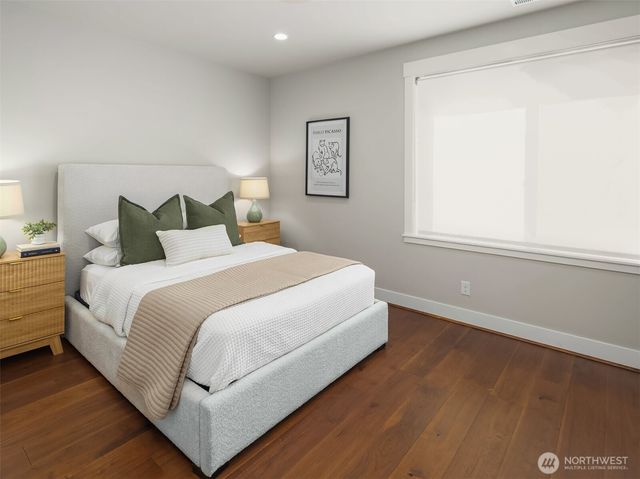 1055 SE 13th Place, North Bend, WA 98045