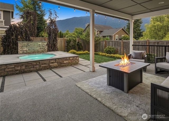 1055 SE 13th Place, North Bend, WA 98045