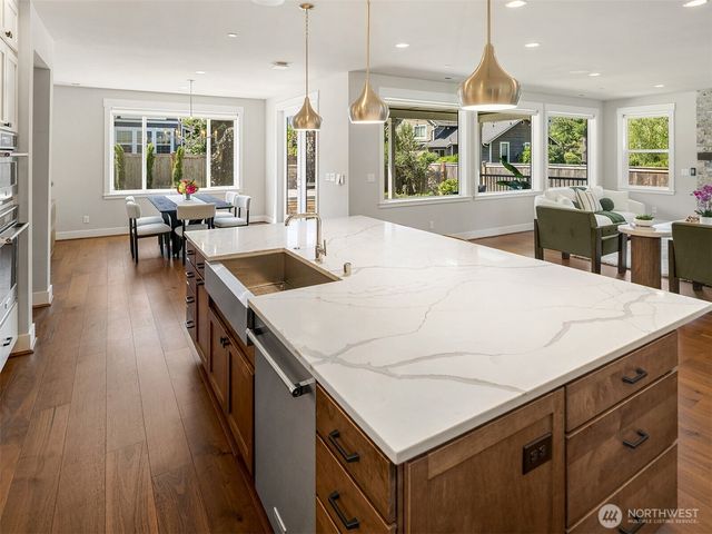 1055 SE 13th Place, North Bend, WA 98045