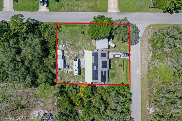 1045 Pin Oak Street, Lake Placid, FL 33852