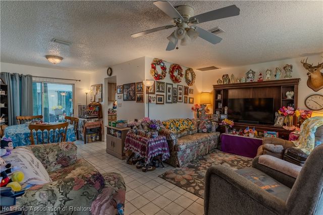 1045 Pin Oak Street, Lake Placid, FL 33852