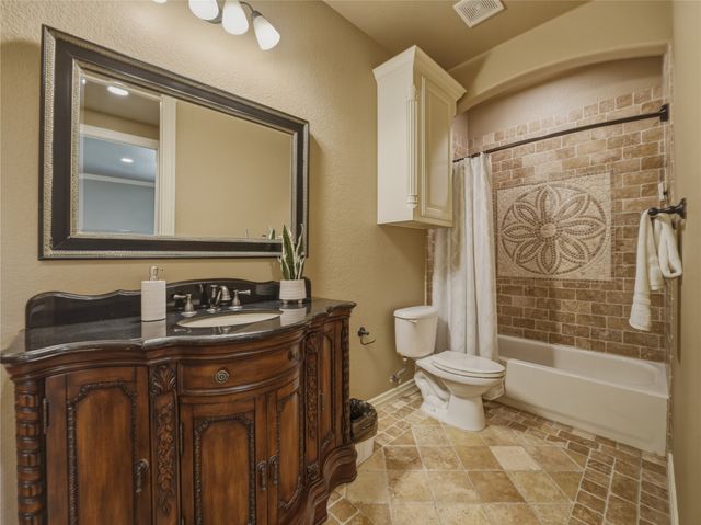 132 The Lakes Drive, Aledo, TX 76008