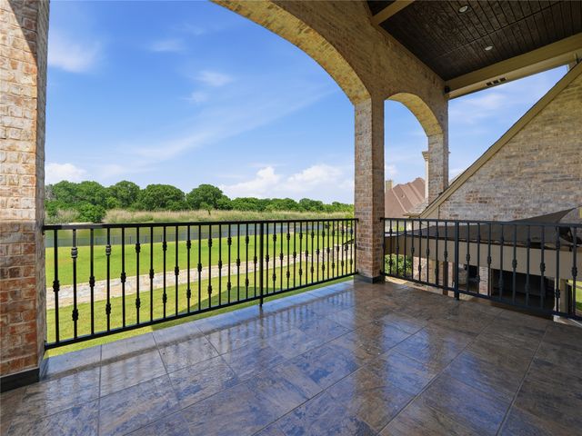 132 The Lakes Drive, Aledo, TX 76008