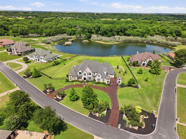 132 The Lakes Drive, Aledo, TX 76008