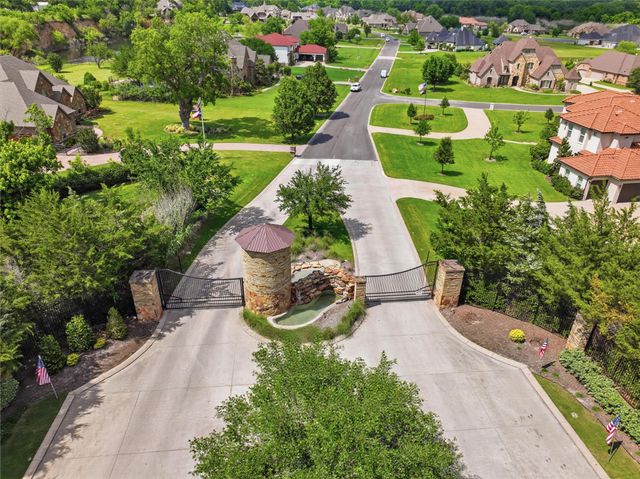 132 The Lakes Drive, Aledo, TX 76008