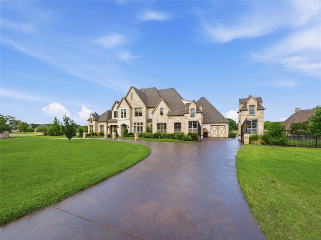 132 The Lakes Drive, Aledo, TX 76008