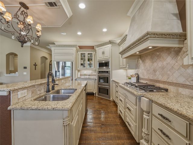 132 The Lakes Drive, Aledo, TX 76008