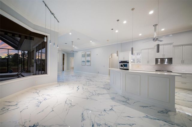 7920 ROYAL QUEENSLAND WAY, Lakewood Ranch, FL 34202
