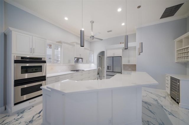 7920 ROYAL QUEENSLAND WAY, Lakewood Ranch, FL 34202