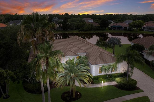 7920 ROYAL QUEENSLAND WAY, Lakewood Ranch, FL 34202
