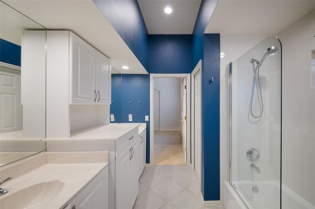 7920 ROYAL QUEENSLAND WAY, Lakewood Ranch, FL 34202