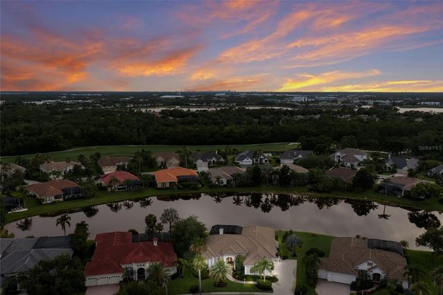 7920 ROYAL QUEENSLAND WAY, Lakewood Ranch, FL 34202