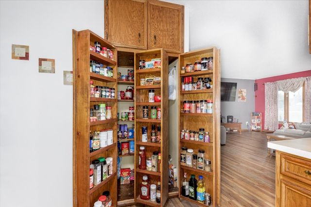 812 Lakeview Drive, Osceola, IA 50213