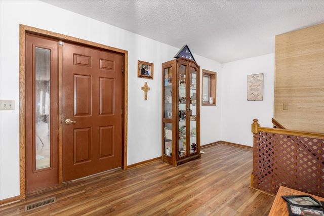 812 Lakeview Drive, Osceola, IA 50213