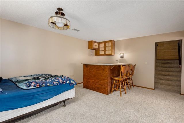 812 Lakeview Drive, Osceola, IA 50213