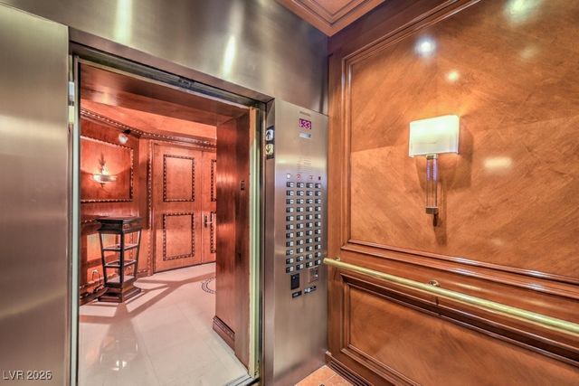 2877 Paradise Road 3302, Las Vegas, NV 89109