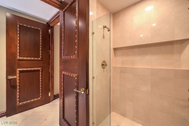 2877 Paradise Road 3302, Las Vegas, NV 89109