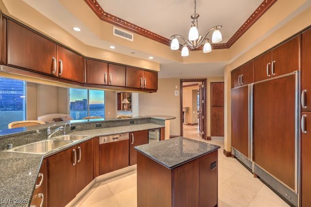 2877 Paradise Road 3302, Las Vegas, NV 89109