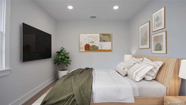 85 Drew Drive, Eastport, NY 11941