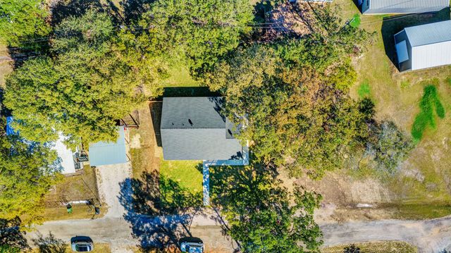 56 Crappie Crescent Road, Pottsboro, TX 75076